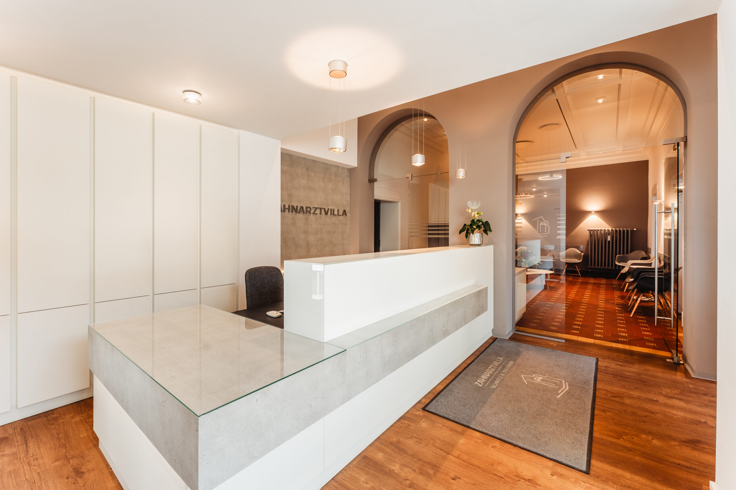 Zahnarztvilla_bad_muenstereifel_zahnarzt_jens_schmitz_zingsheim_claudia_nadescha_ennigkeit_zahnmedizin_koeln_bonn_rheinbach_eifel16